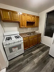 Rented by NYC LUXURY APT RENTALS CO LLC