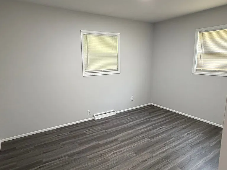 136 - 138 S. Berkley Street — Photo 7