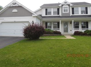 281 Cornwall Ave, South Elgin, IL 60177