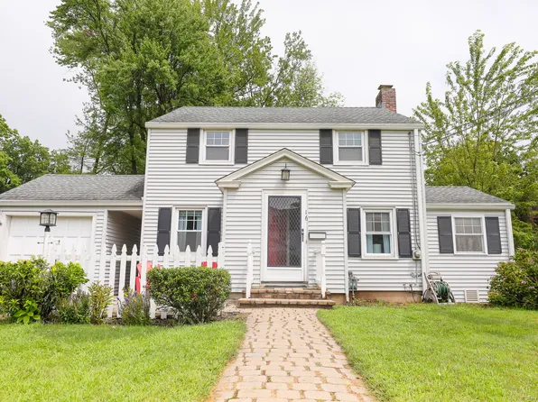 16 Auburn Road, West Hartford, CT 06119
