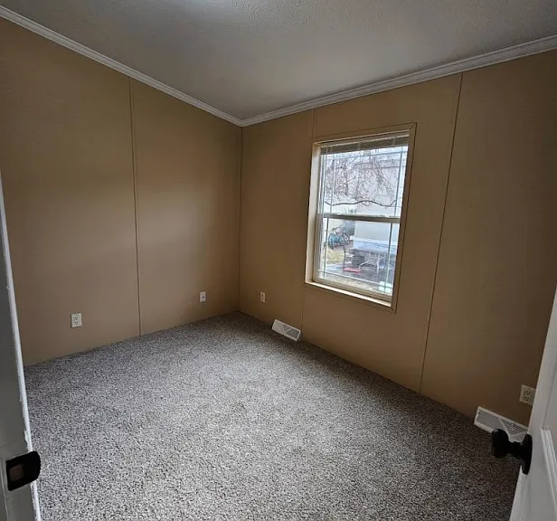 201 Pioneer Cir #201 — Photo 6