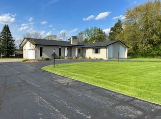 33426 Harlan Dr, Farmington Hills, MI 48331