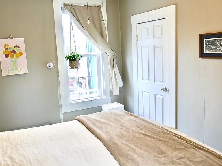 215 Wingate Rd — Photo 8