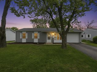 953 Dartmouth Ave, Matteson, IL 60443