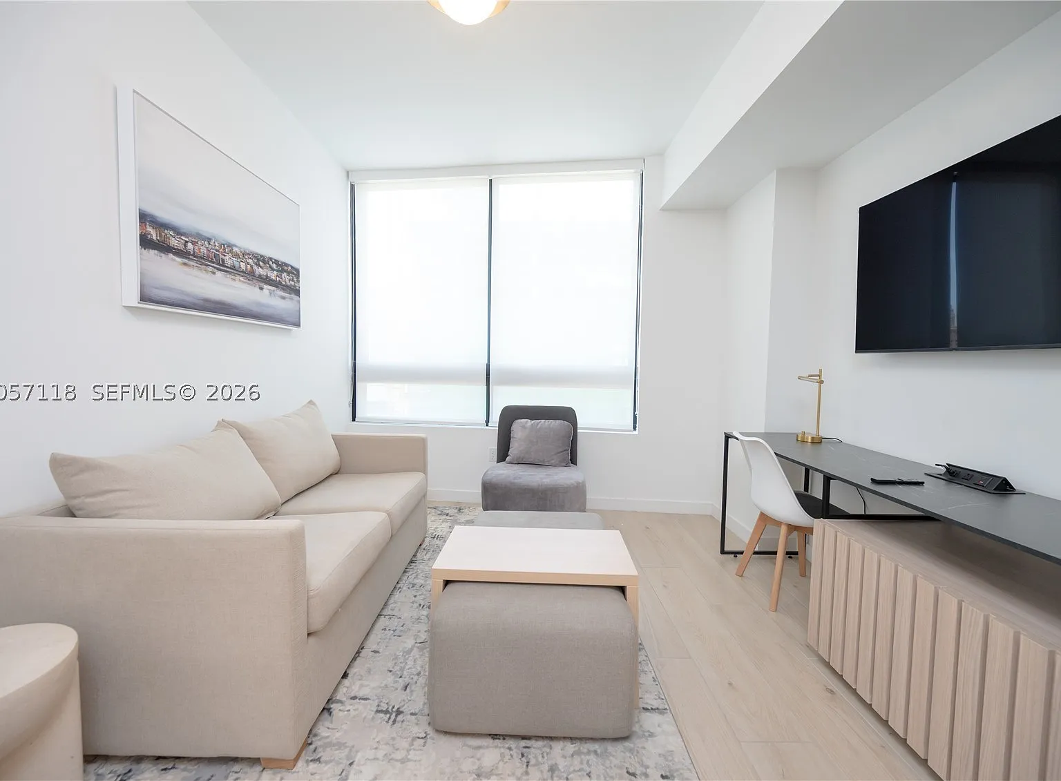 2 bed, 2.0 bath, 759 sqft, $5,000 — Photo 2