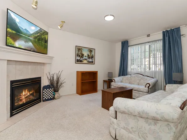 480 Coquihalla St, Hope, BC V0X 1L0