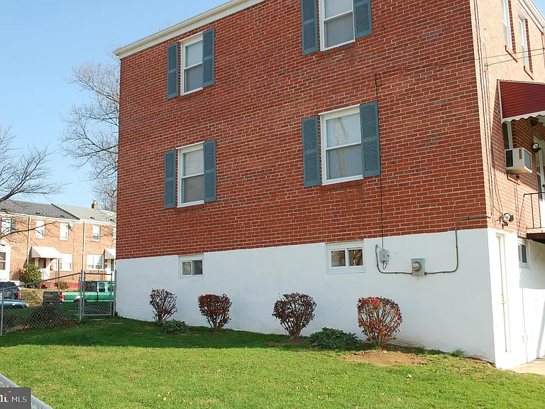 1707 Pin Oak Rd — Photo 4
