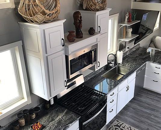 2nd image of 941 Bayfield Pkwy #14