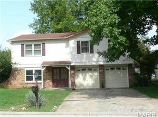 160 Pralle Ln, Saint Charles, MO
