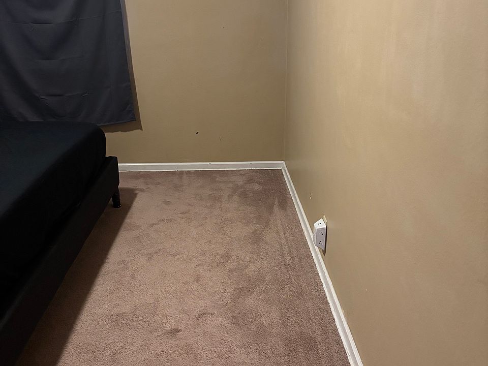 2nd image of 229 Roosevelt St