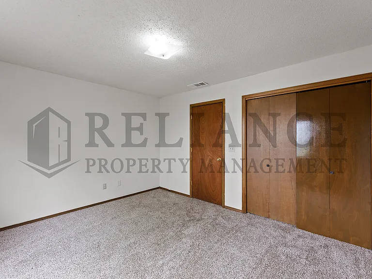 1518 S Todd Pl — Photo 17