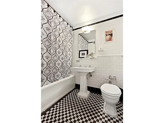 Sold by Douglas Elliman | media 6
