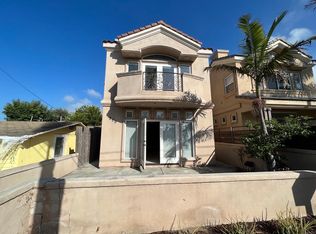 209 Geneva Ave, Huntington Beach, CA 92648