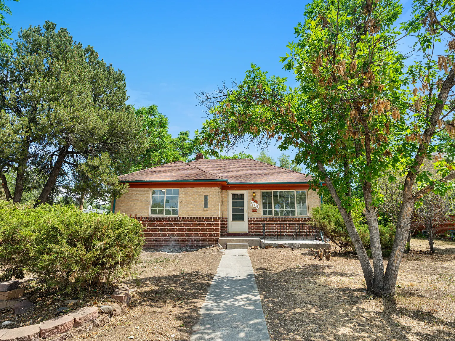 3 bed, 1600 sqft, $2,900 — Photo 1