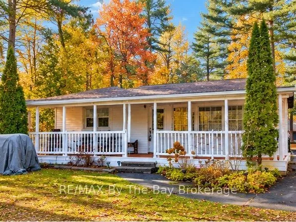 646 River Rd E, Wasaga Beach, ON L9Z 2M3