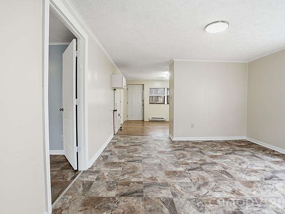 4th image of 381 N Cleghorn St