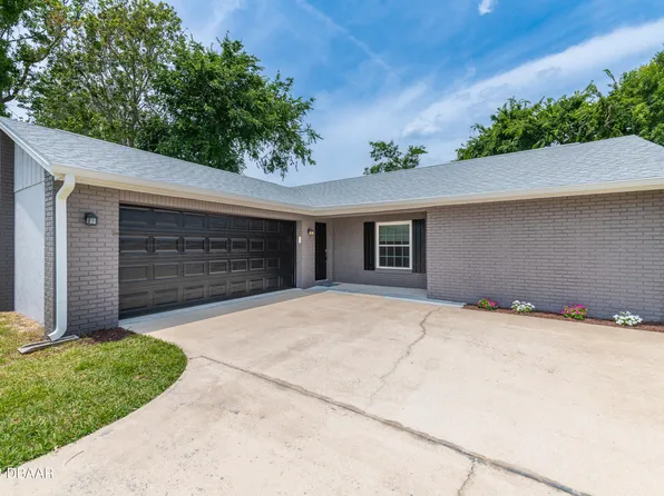 792 Silver Pond Dr, South Daytona, FL 32119