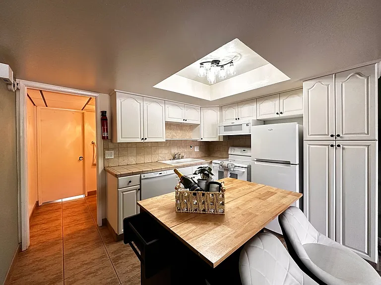 9647 Spyglass Ave #20 — Photo 4
