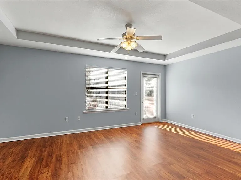 2307 Timber Oaks Ln — Photo 15