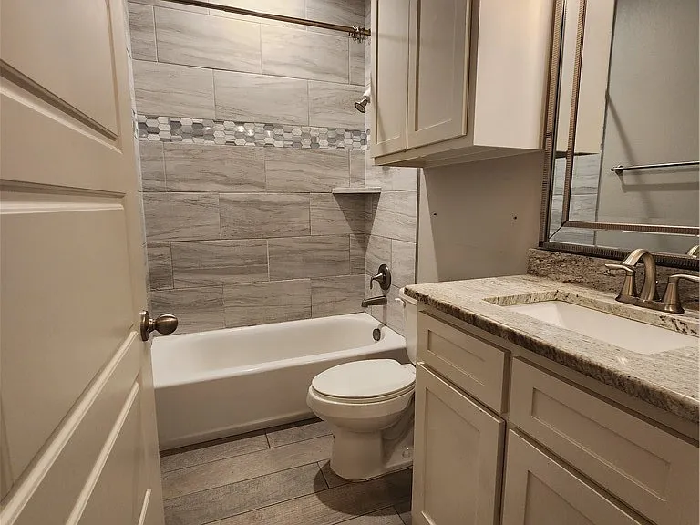 15741 Cuttysark St — Photo 11