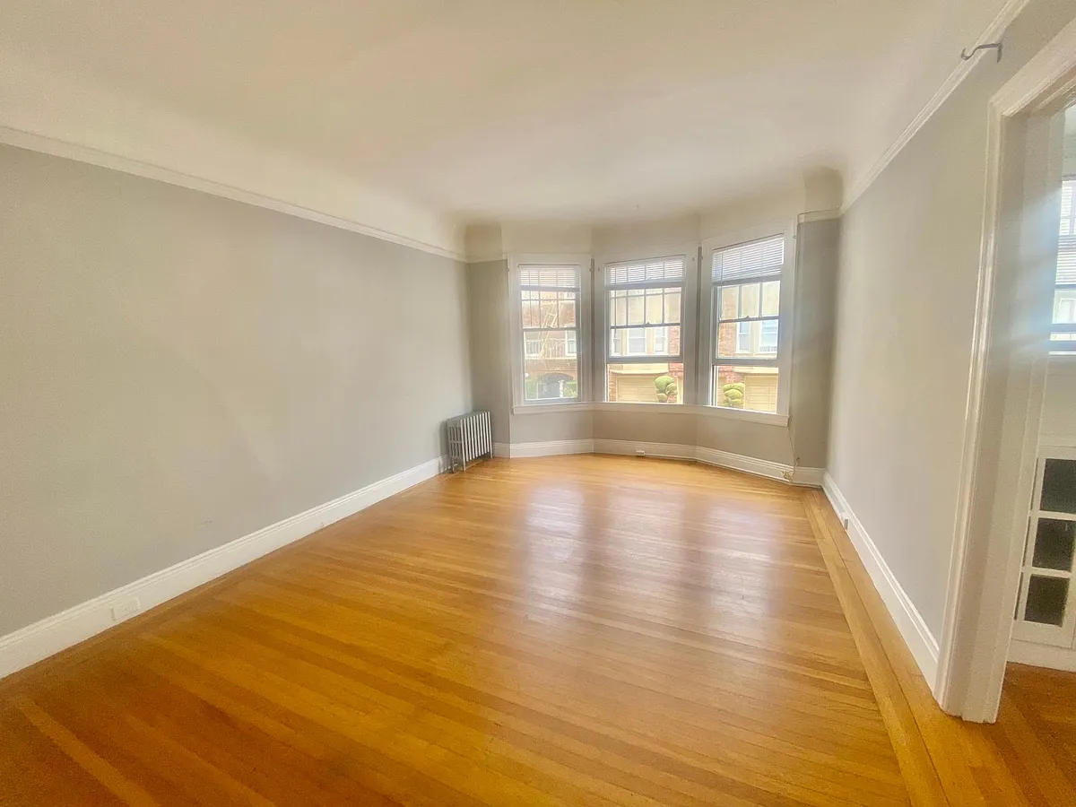 Building Photo - 75 Capra Way #105