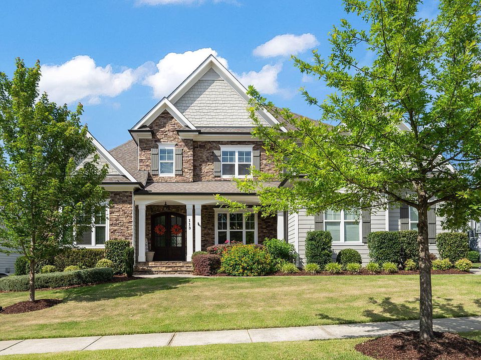 1st image of 113 Hardy Oaks Way