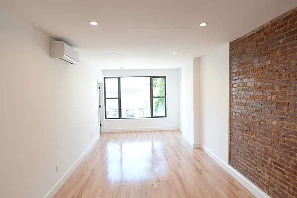 Rented by Residents Team | media 31