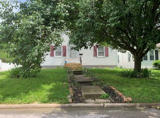 1313 Walnut St, Highland, IL