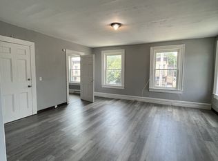 662 2nd Ave APT 2, Troy, NY 12182