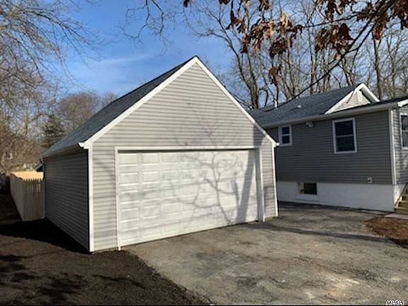 3rd image of 149 Whittier Dr