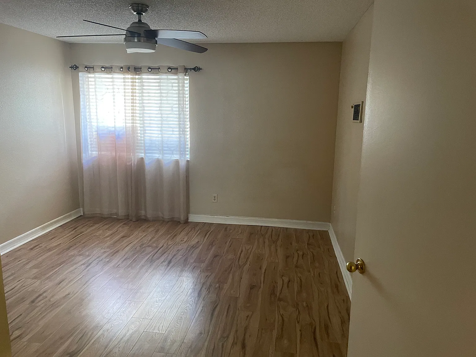 10278 Black Mountain Rd — Photo 4