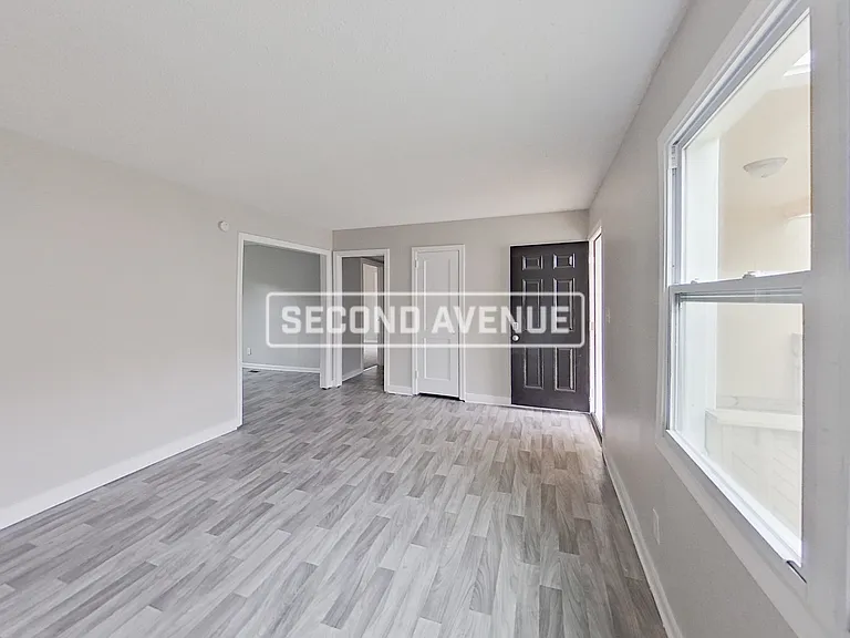 7825 Rugby Ct — Photo 9