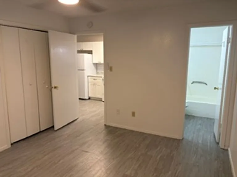3442 State St #B — Photo 16