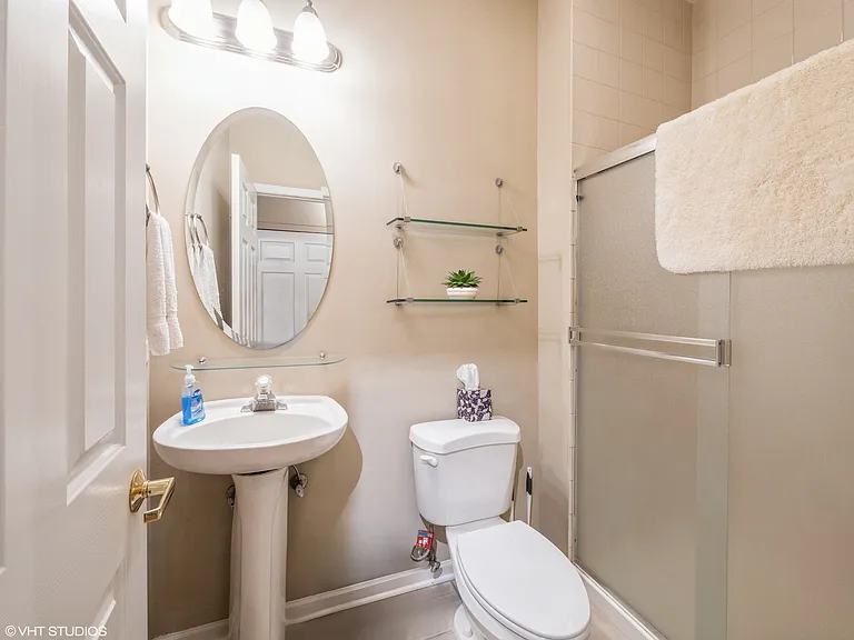 2nd Bathroom