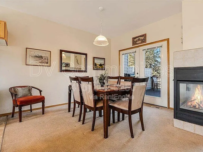 1140 Golden Pheasant Dr — Photo 9