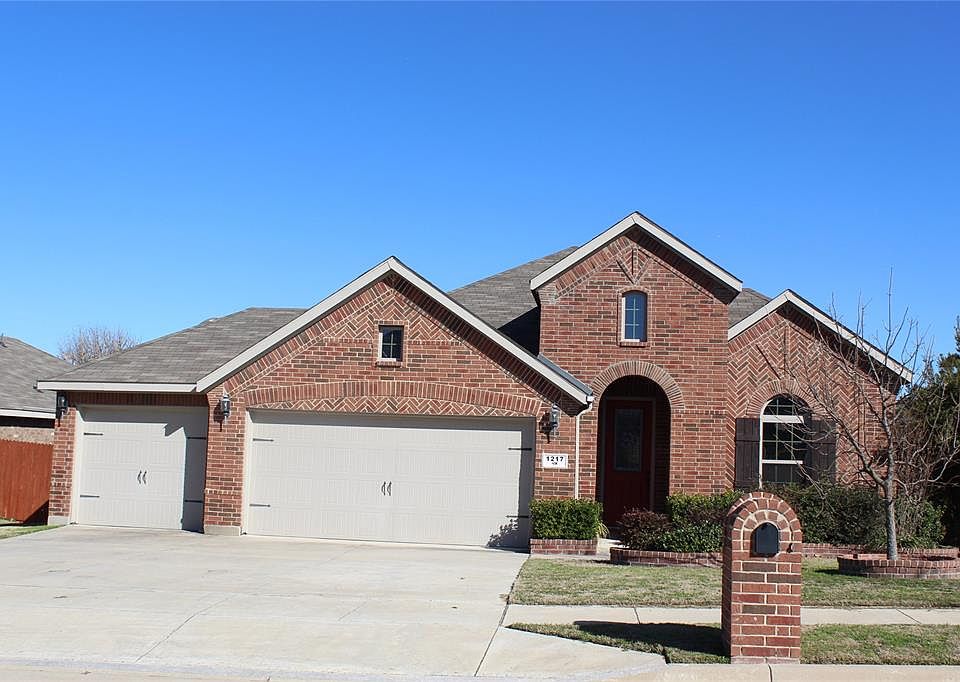 1st image of 1217 Prairie Heights Dr
