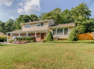 1049 Sussex Tpke, Randolph, NJ 07869