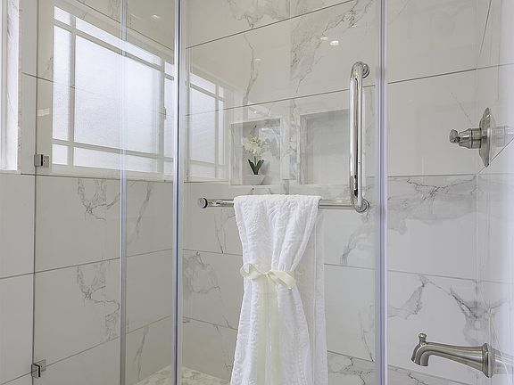 5th image of 3409 Kepuhi St