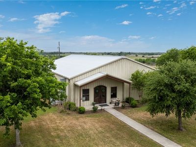 592 Dagg Rd, Yoakum, TX, 77995