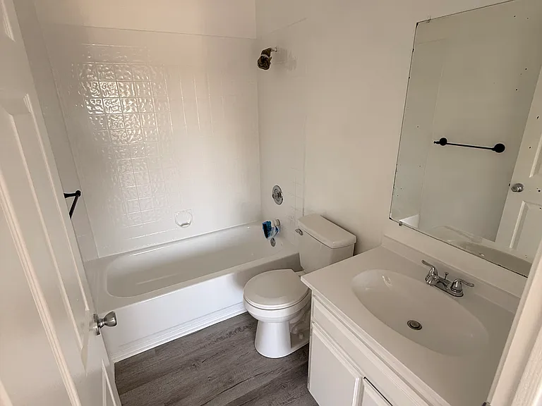 4434 Fulton Ave #202 — Photo 9
