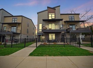 153 Morgan Blvd APT 1, Valparaiso, IN 46383