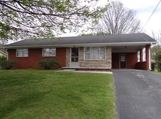 249 Laurel St, Morristown, TN 37813