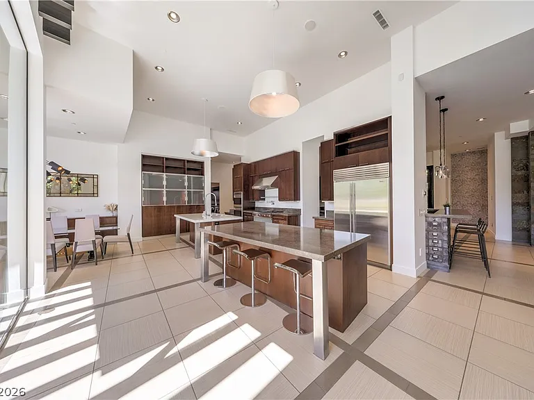 1501 Foothills Village Dr — Photo 20