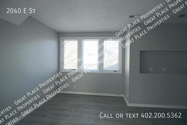 2040 E St — Photo 9