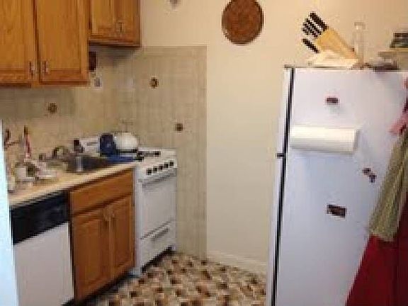 Separate kitchen