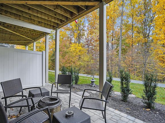 3rd image of 4944 Trail Vista Ln