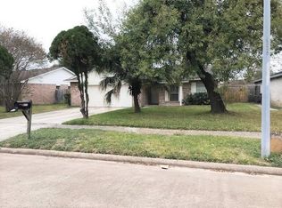 8038 Bunker Wood Ln, Houston, TX 77086