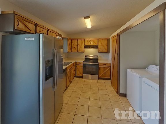5th image of 7325 Woodstock St