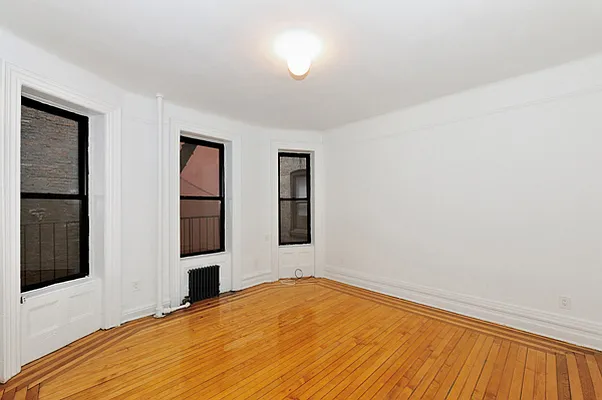 Rented by Aether Property Group | media 17