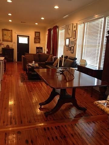 2nd image of 4721 Music St